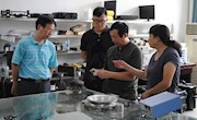 海南大学校长李建保教授一行来重点实验室参观